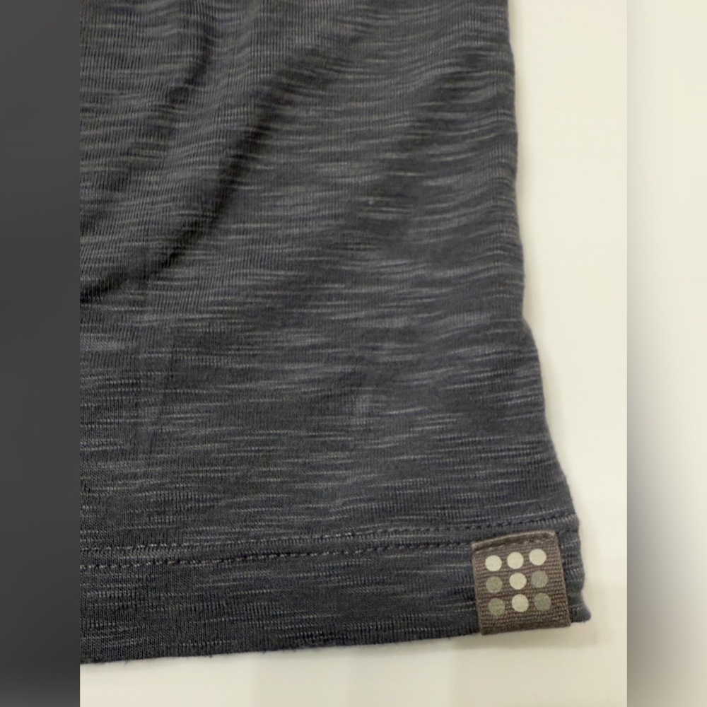 Title Nine - Ravine Muscle Tank - XL - Picture 3 of 7